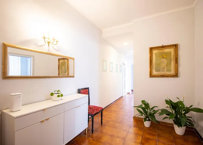 Harmony House Rom